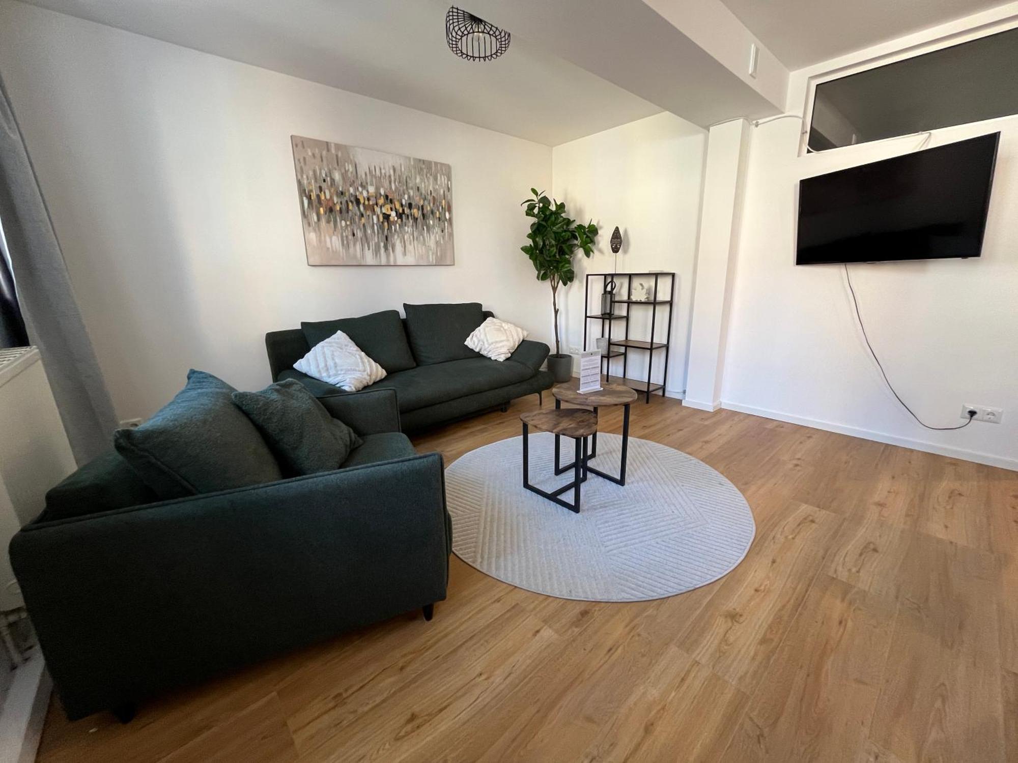 Traumhafte Business & Relax Wohnung Direkt Im Stadtkern Oettingens By Elation Homes Oettingen in Bayern Exterior photo